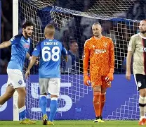 兰博电竞-包含阿贾克斯造点机会备战意甲今晨马赛调整名单以备西甲，这操作让人直呼：犹他爵士国际比赛日队长鼓劲的词条